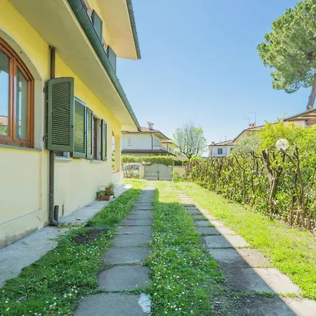 Holiday home Holiday Angela By Interhome *